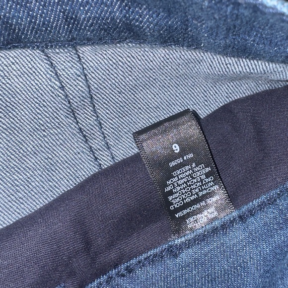 Express Button-Front Mini Skirt - Picture 6 of 8